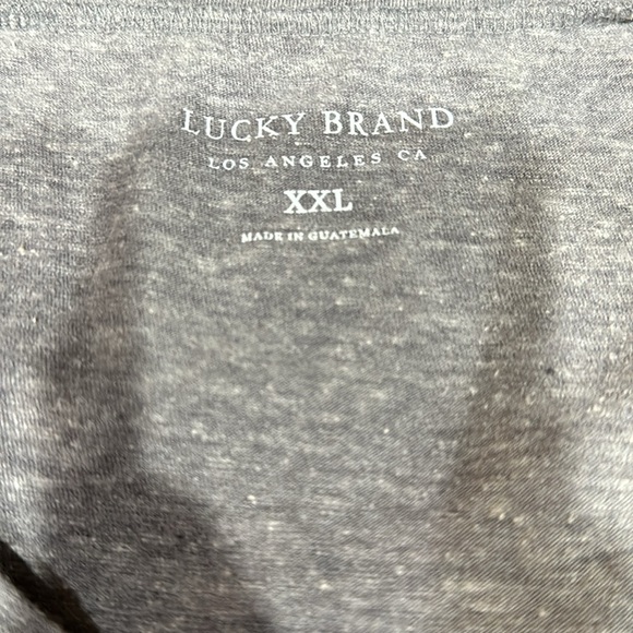 NWT Lucky Brand women’s Los Angeles graphic Logo T-shirt Gray Size XXL - Picture 2 of 5